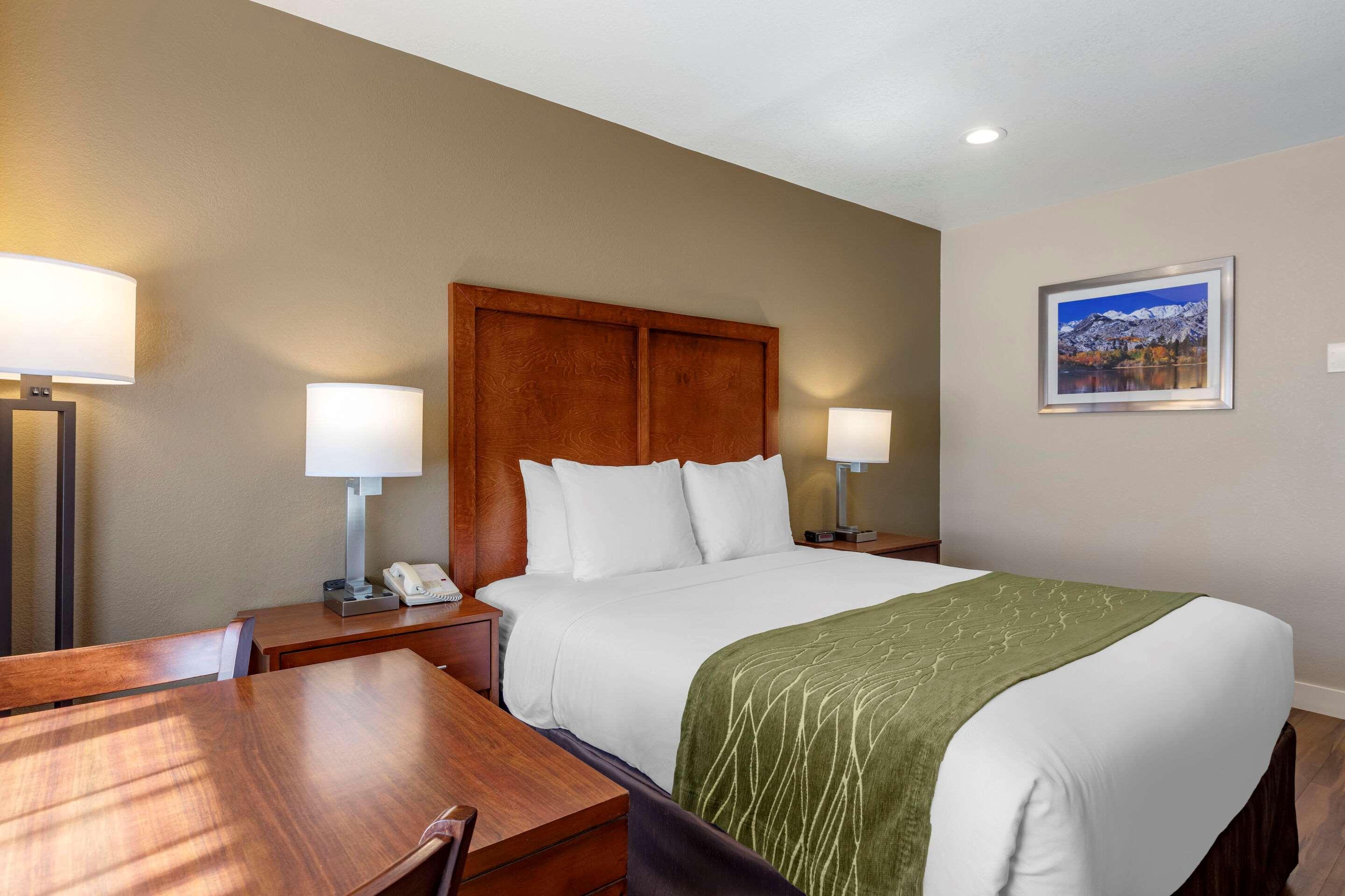 Comfort Inn Bishop Bagian luar foto