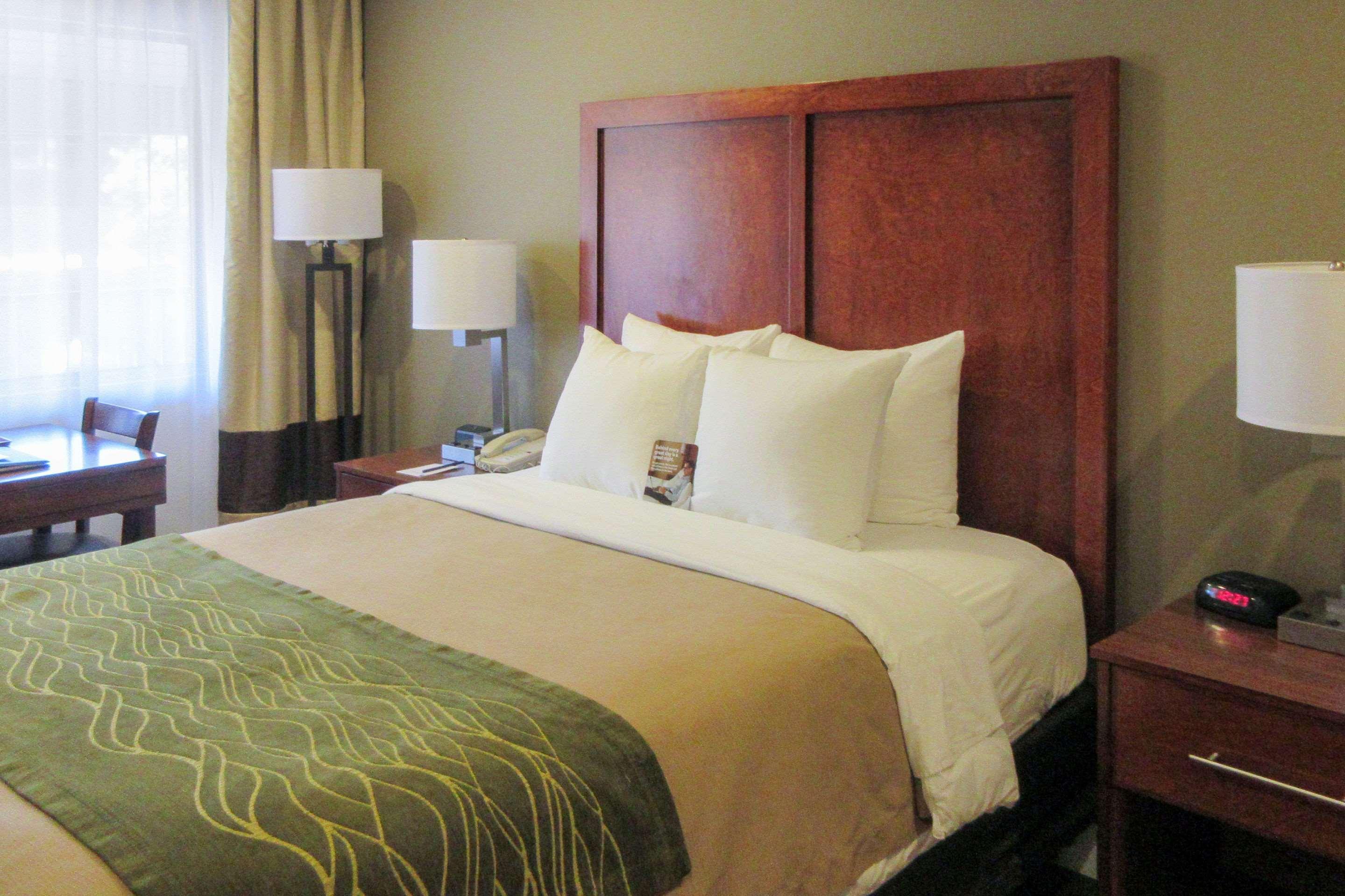 Comfort Inn Bishop Bagian luar foto