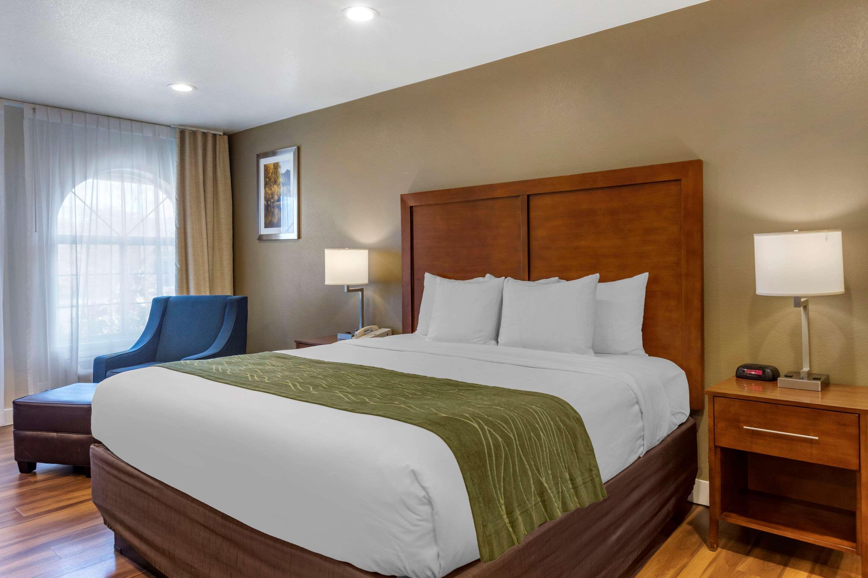 Comfort Inn Bishop Bagian luar foto