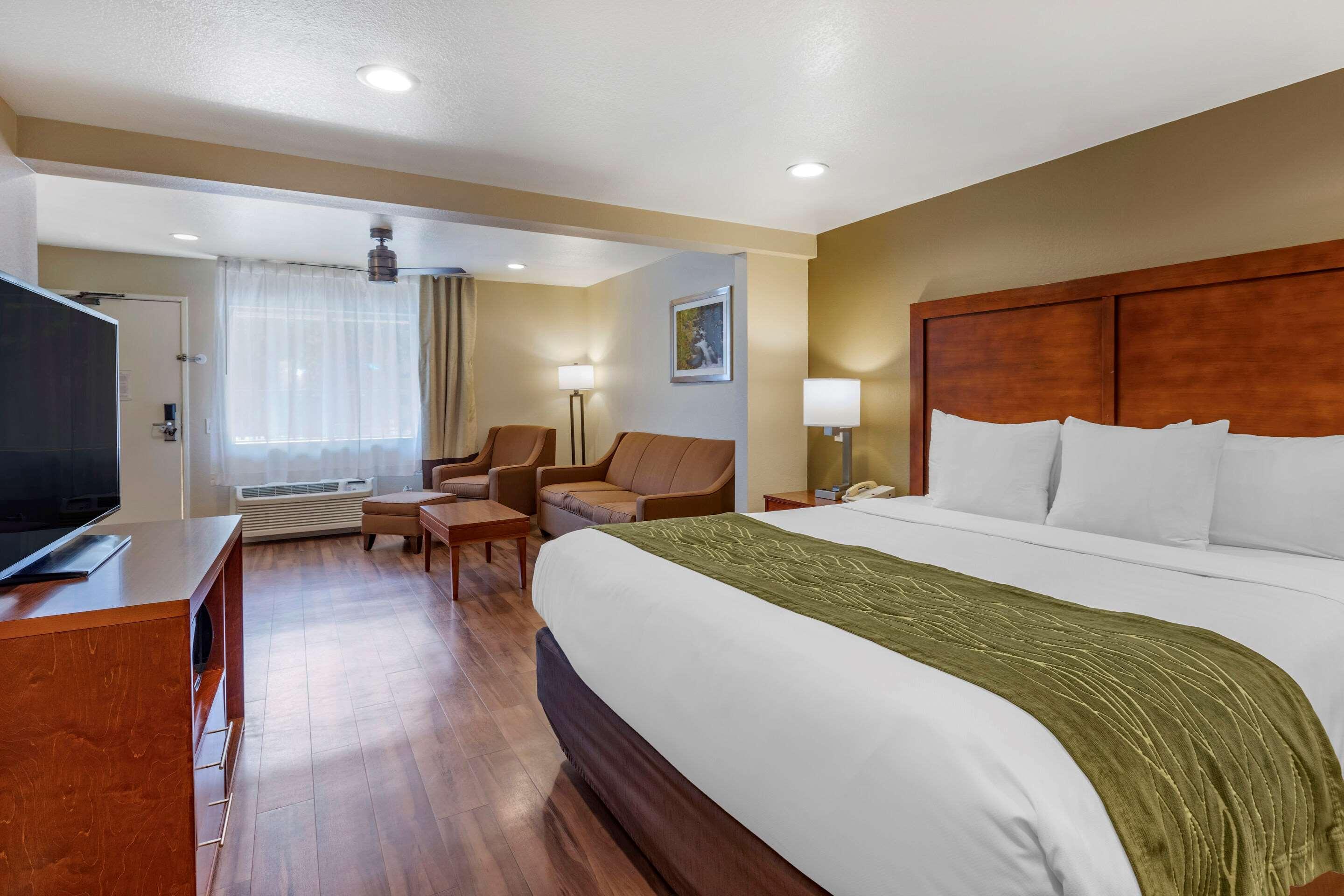 Comfort Inn Bishop Bagian luar foto
