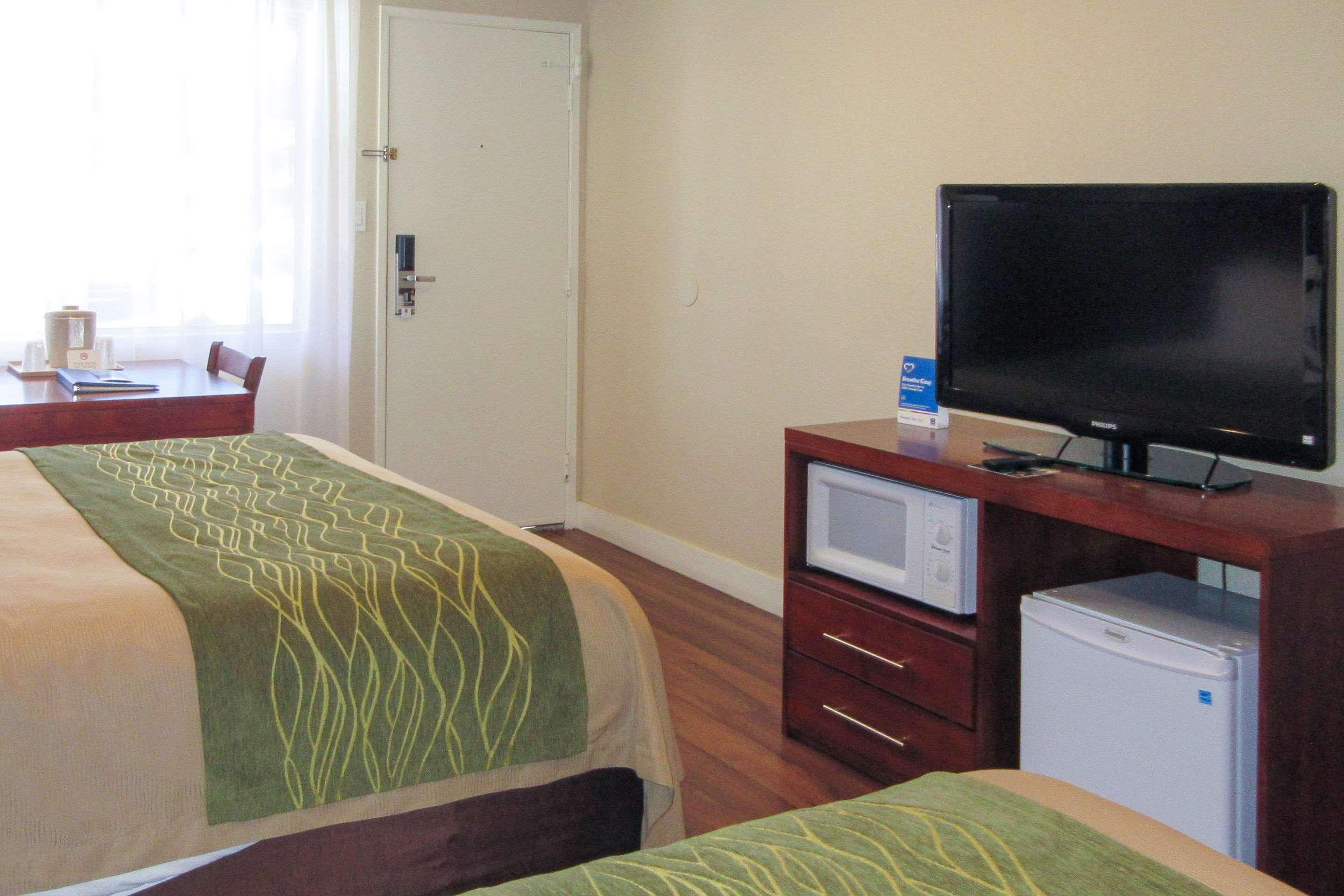 Comfort Inn Bishop Bagian luar foto